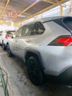 تۆیۆتا ڕاڤ 4